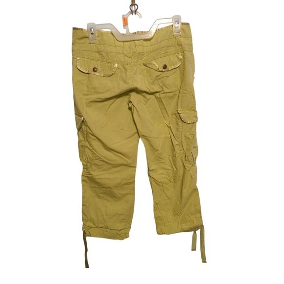 DKNY Women Size 7draw string cargo capris pants Lime Green Multi Pockets - Picture 2 of 16